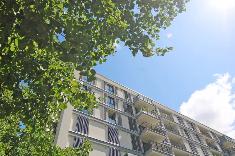 Zauberhafte Komfortwohnung mit Terrasse und eigenem Gartenstück: tolle Lage, Berolinastraße! — photo 1